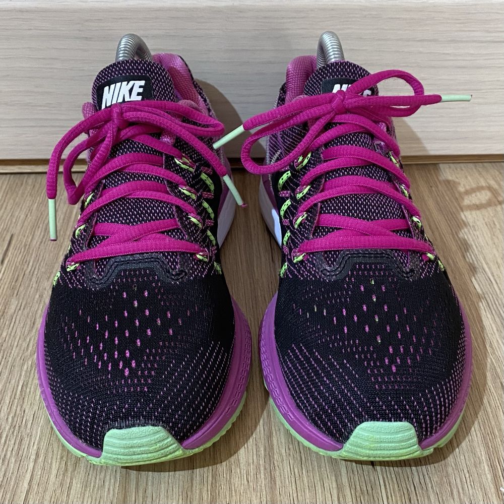 Nike Zoom Vomero 10 Running Shoes Women s 8.5 Purple Black 580 Olx