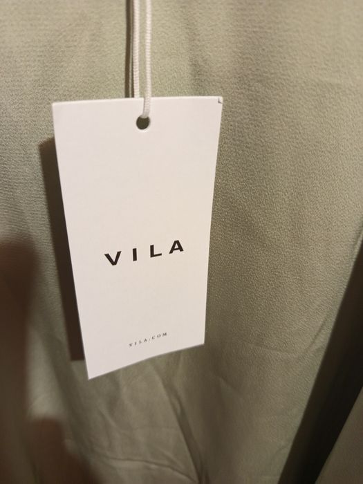 Satynowa maxi sukienka. Szałwia