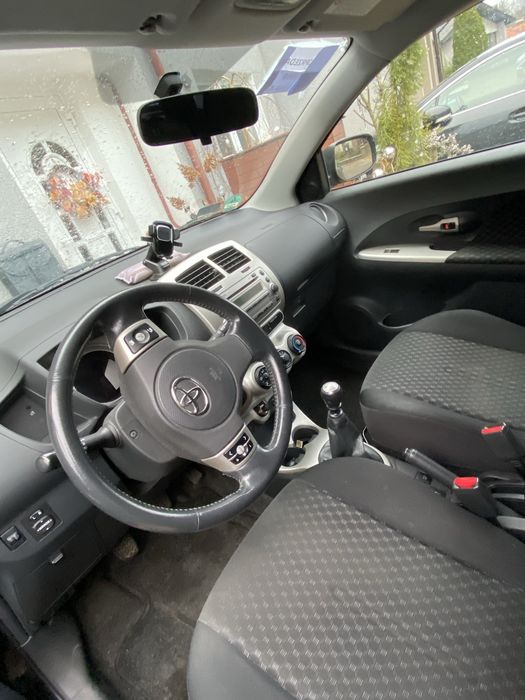 Toyota Urban Cruiser 2010, poj. 1329, 74KW