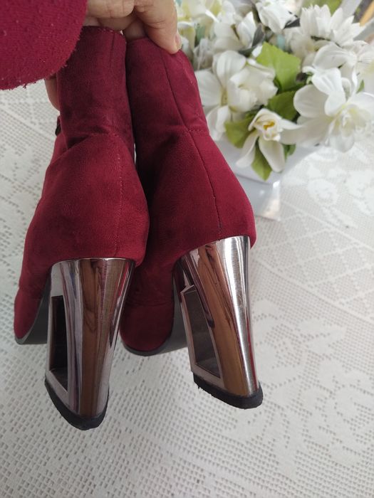 Botas bordeaux, super originais - Tamanho 38