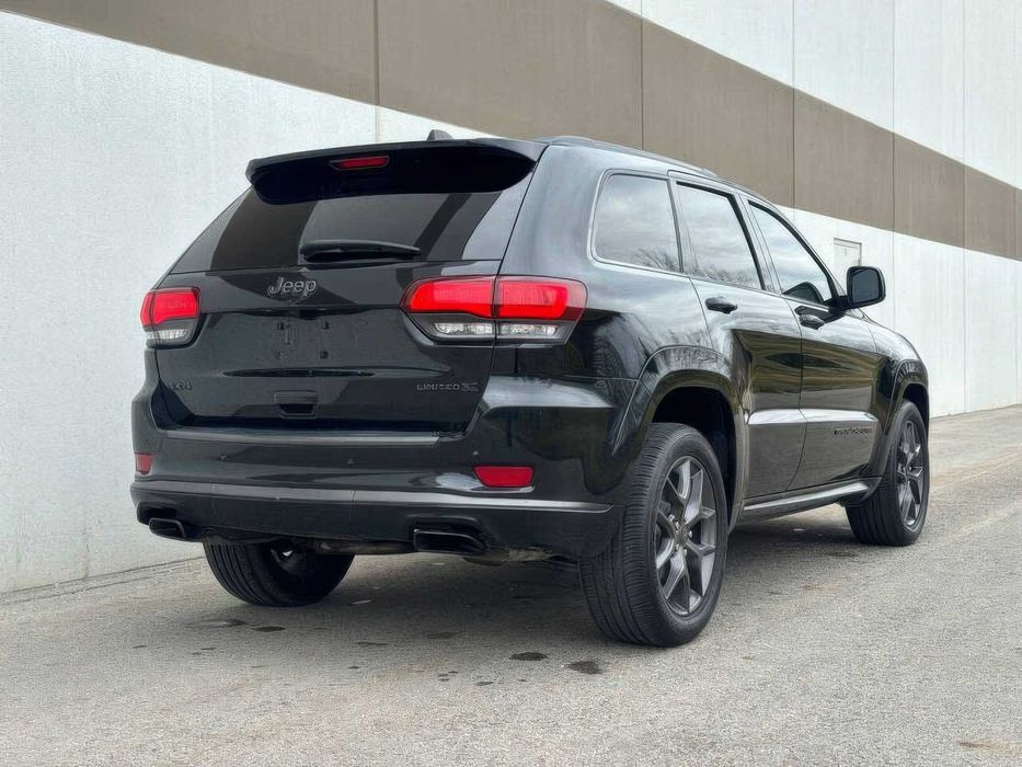 Jeep Grand Cherokee      2020