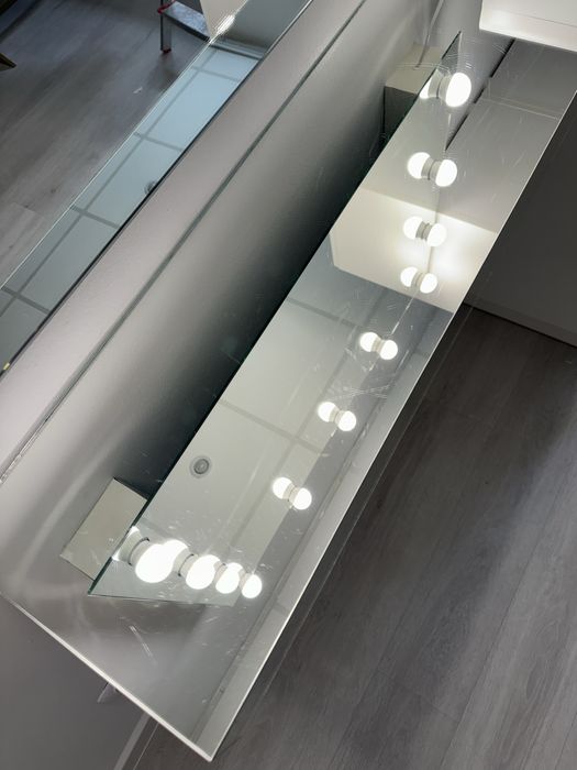 Lustrzana półka/konsola