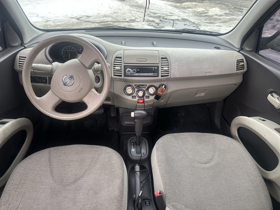 Nissan Micra 2005 1.4 газ/бенз автомат