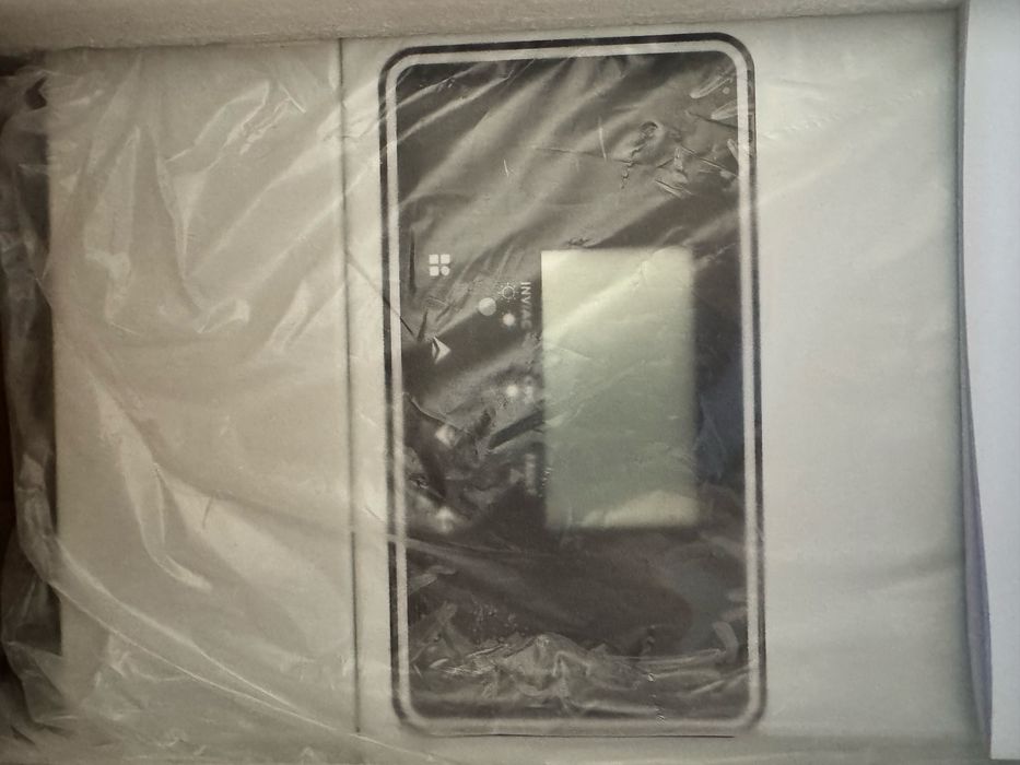 Продам інвектор MPPT SCC AC Charger 3.2KW/24V