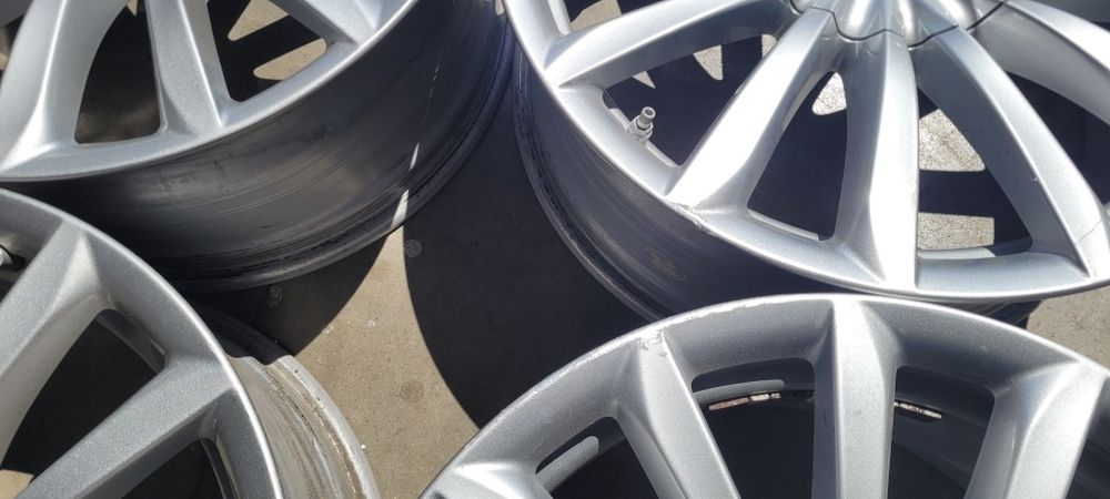 Felgi aluminiowe Audi 19  et25 polecam