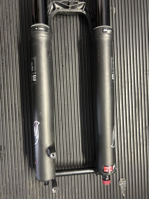 Amortyzator fox 34 porformance fit4 27.5 WYPRZEDAŻ