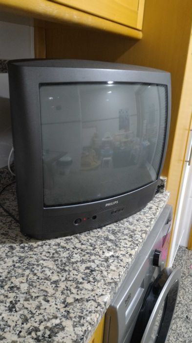 Televisão em bom estado!