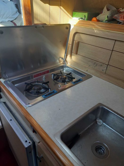 Jacht motorowy kabinowy / Houseboat / Mercedes