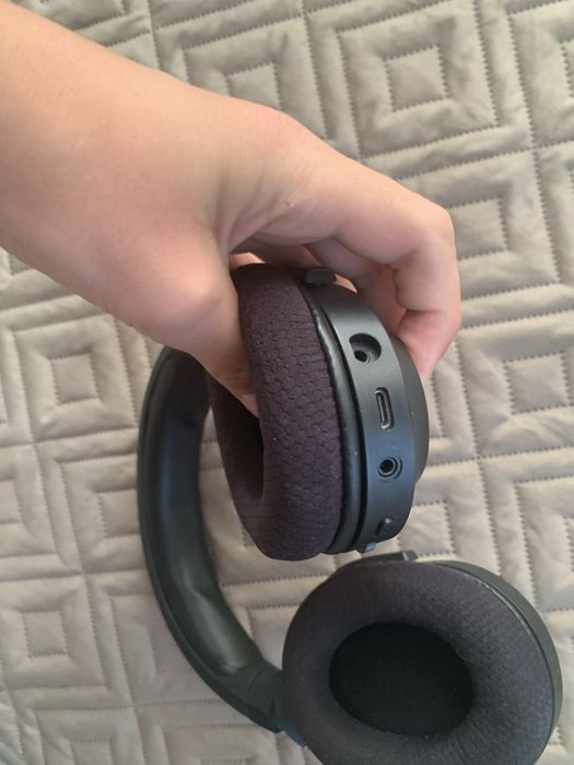 Навушники Razer barracuda X 2021 в ідеальному стані
