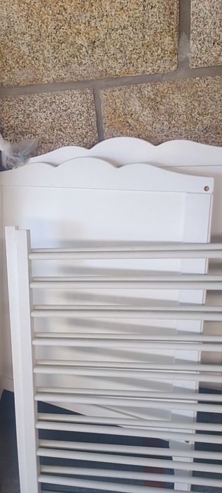 cama de bebê IKEA