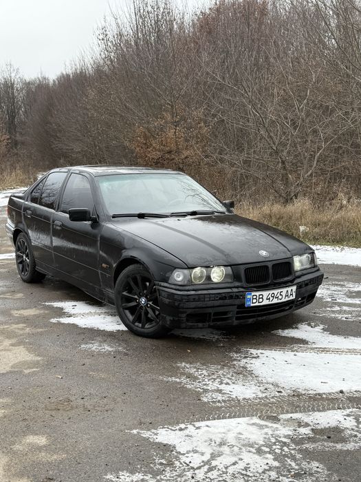 Продам bmw E36 на повному ходу