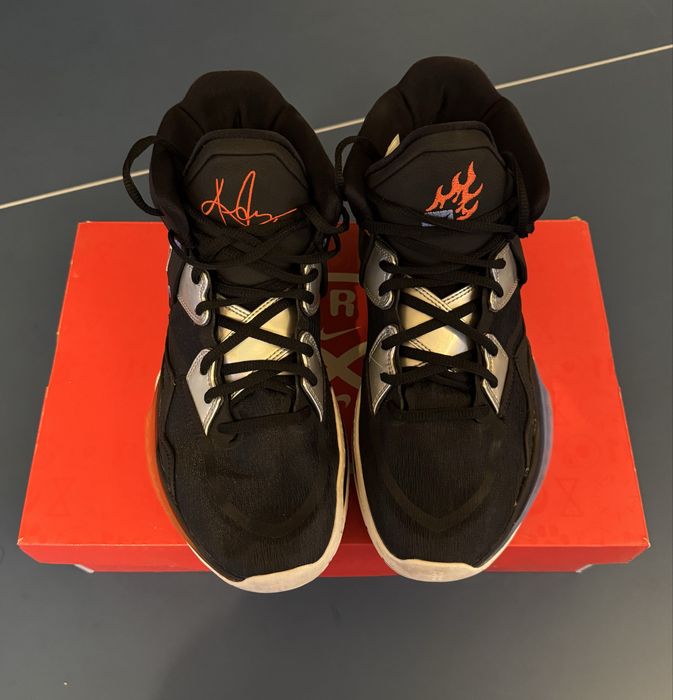 Buty Nike Kyrie 8 Infinity Fire and Ice rozmiar US11.5/EU45.5