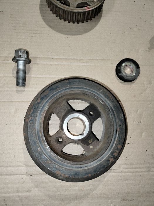 Двигун ГБЦ 1CD-FTV 2.0d Toyota
