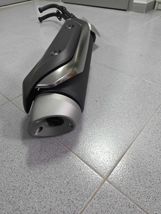 Escape completo original NOVO - YAMAHA TMAX 530
