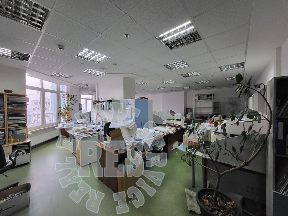 Без % Офіс 200 м. Дніпровська Набережна 26Ж метро Осокорки, Novus