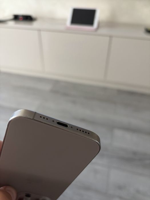 iPhone 16 pro 128