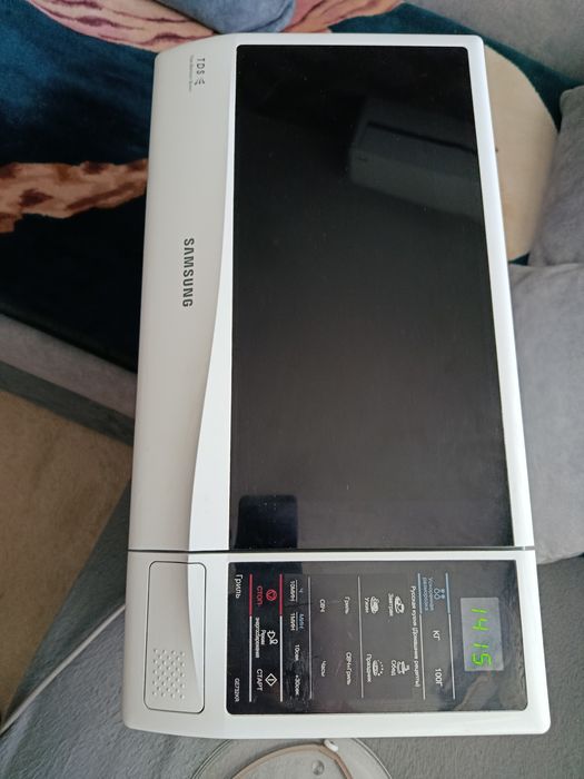 Мікрохвильова піч Samsung з грилем