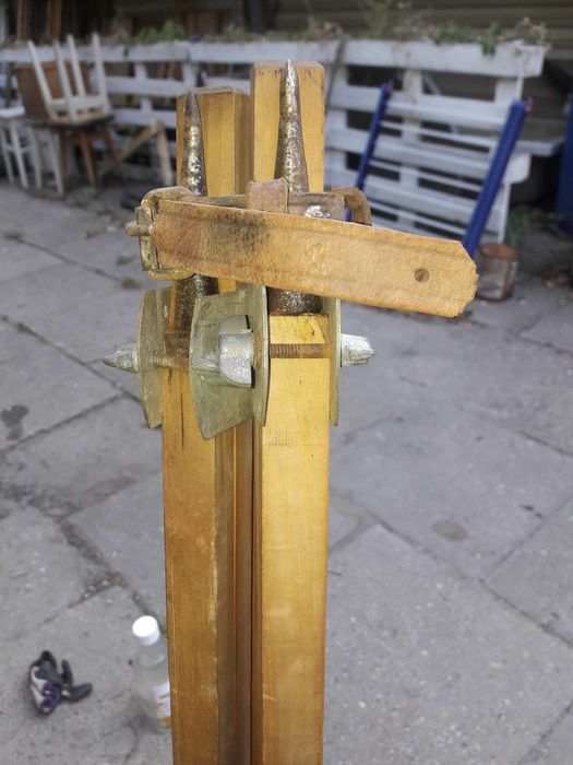 Statyw dębowy przedwojenny