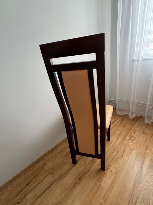 Krzesła do jadalni