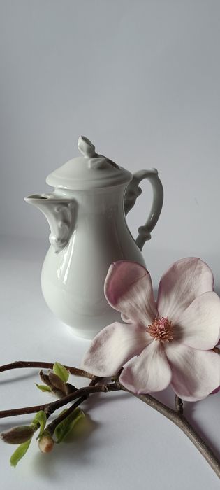 Przepiękna stara porcelana dzbanuszek Hutschenreuther 
Marka uznanego
