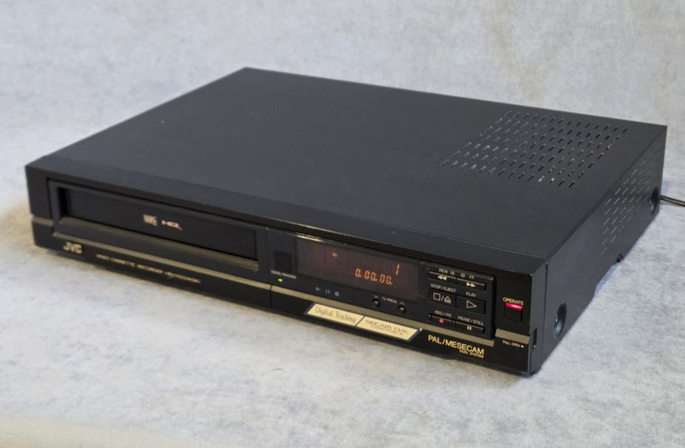Wideo JVC HR-D 522 A (DK).