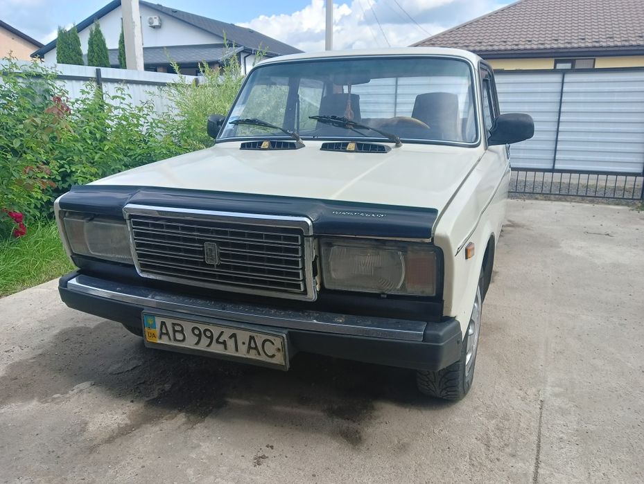 Ваз 21074 в гарному стані.