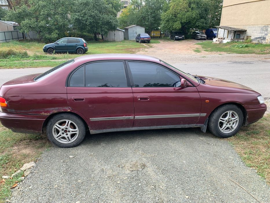 Toyota Carina E