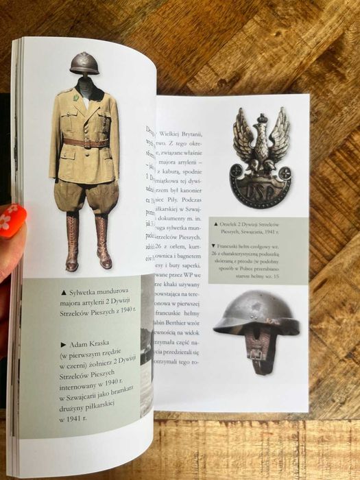 Losy żołnierza polskiego katalog wystawy Wojsko odznaka orzełek