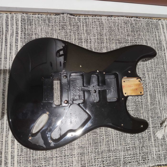 Korpus, body Fender Stratocaster Japonia, floyd rose, vintage lata 80.