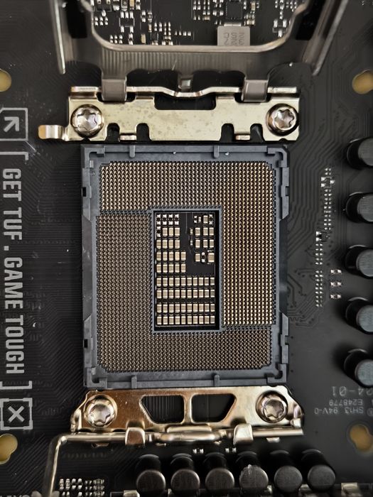 Материнська плата Asus TUF GAMING Z790-PLUS WIFI DDR5