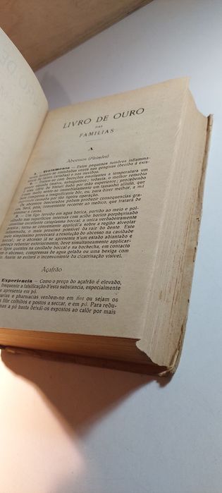 Livro de Ouro das Famílias - 5577 Receitas