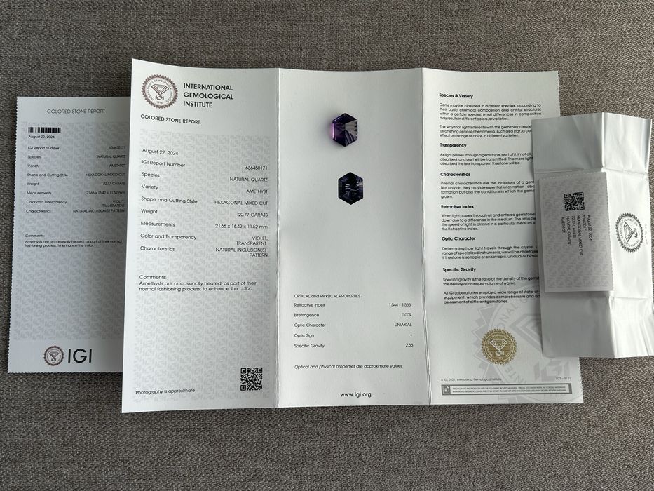Ametyst  22.77 Ct - certyfikat IGI (amethyst)