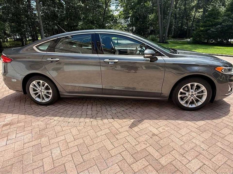 2019 Ford Fusion Energi Plug-In Hybrid Titanium