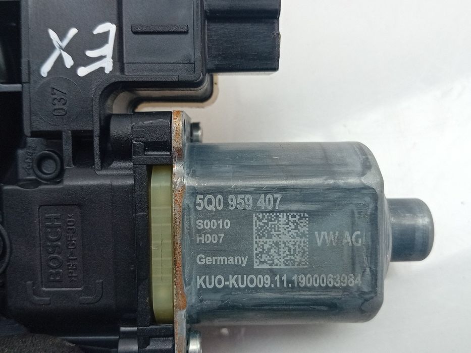 Motor vidro trás esquerdo AUDI A1 Sportback (GBA)