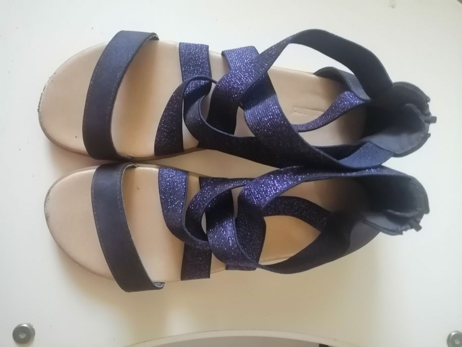 Sandały dziecięce rozm 35, DEICHMANN