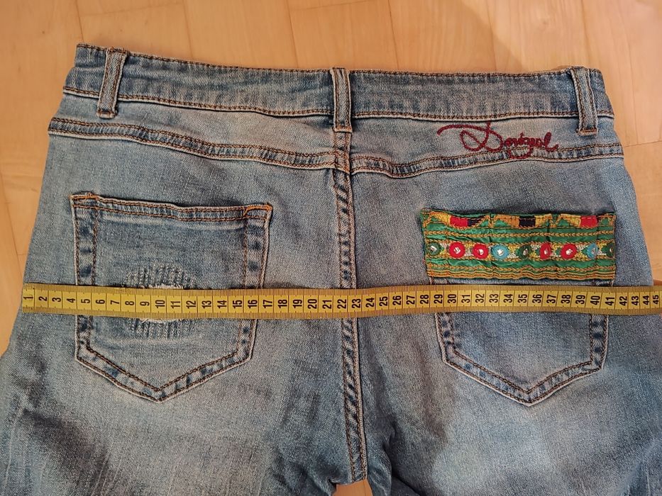 Niebieskie jeansy Desigual - r.30