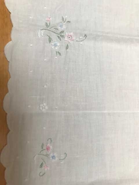 3 Napperons bordados à mão64584403391233124