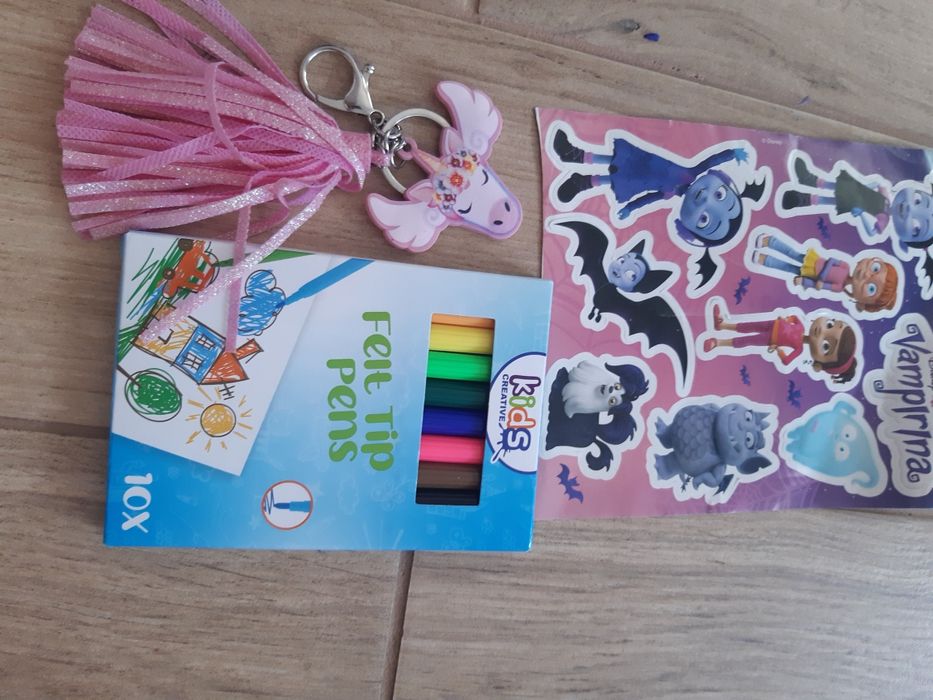 Flamastry gratis breloczek