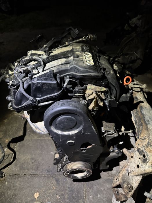 Czesci Audi A3 8P lift Ly9b LZ9Y 1.6 mpi