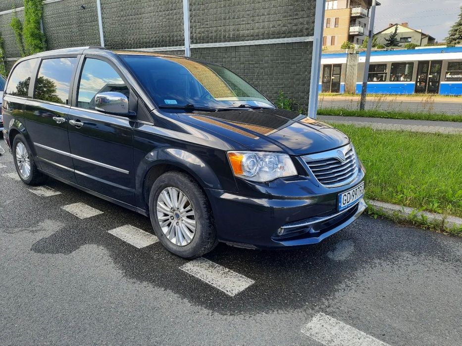 Lancia Voyager Salon polska f. 35000+Vat 23% LPG elektryczne tylne fotele