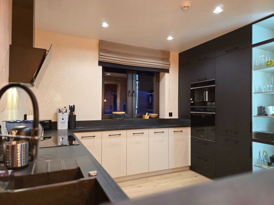 Dom z prywatną balią i widokiem na las Beskid Niski