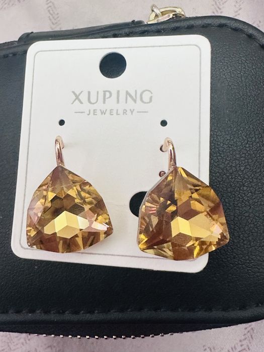Серьги с камнем Сваровски позолота 585