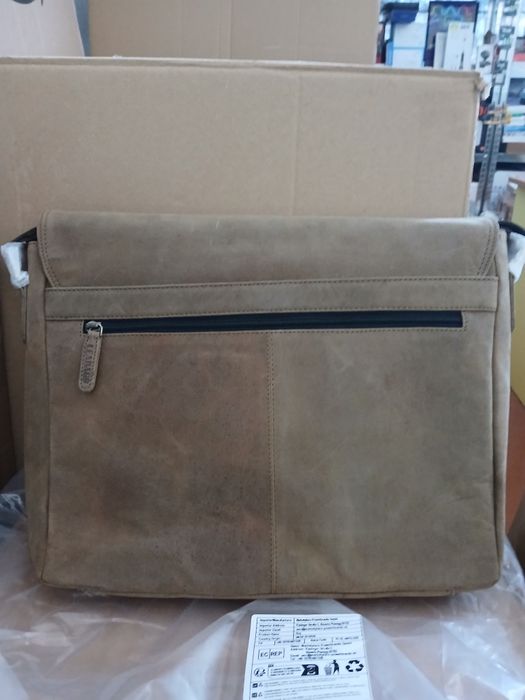 Чоловіча сумка LEABAGS з натуральної шкіри.