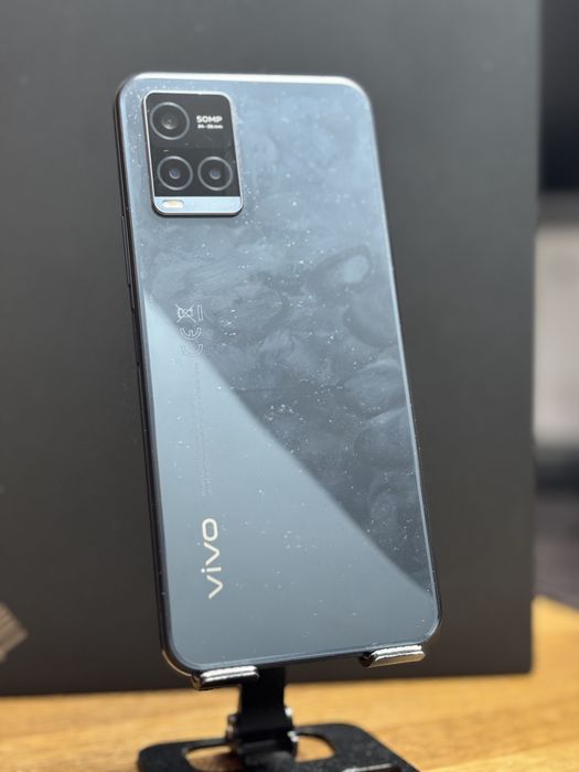 Telefon VIVO Y33s - 8GB RAM 128GB ROM - sprawny