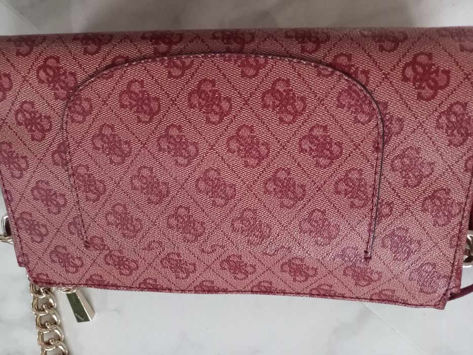 Torebka Guess w logo