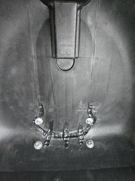 Кофри швидкозйомні штатні фірмові SHAD Lifan KPT 200