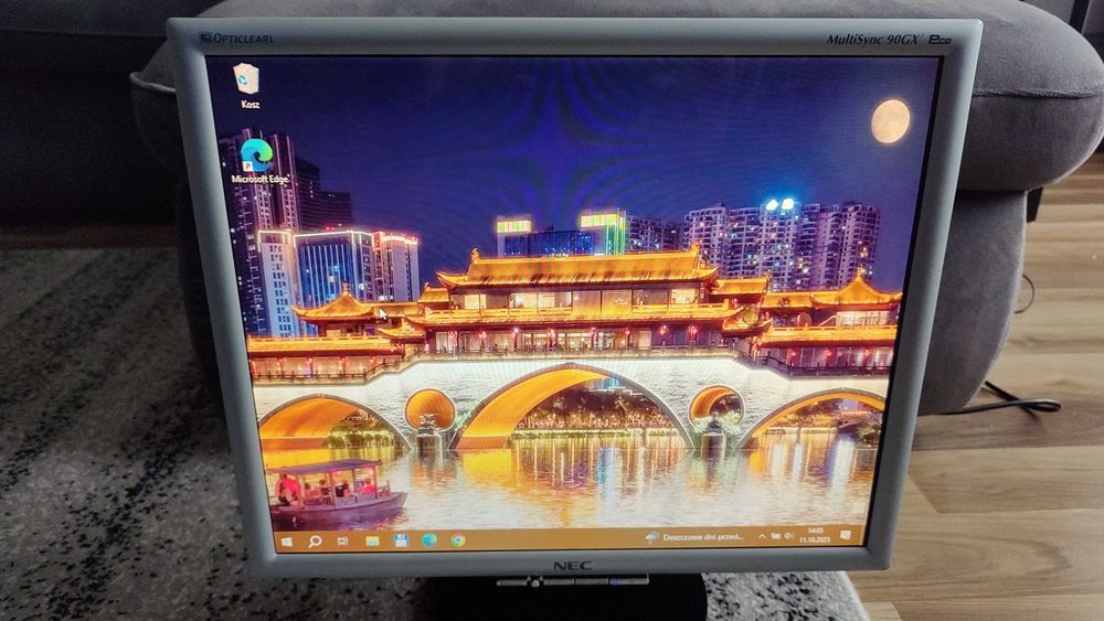 Monitor NEC MultiSync 90GX2 Pro 1280x1024 D-Sub DVI-D