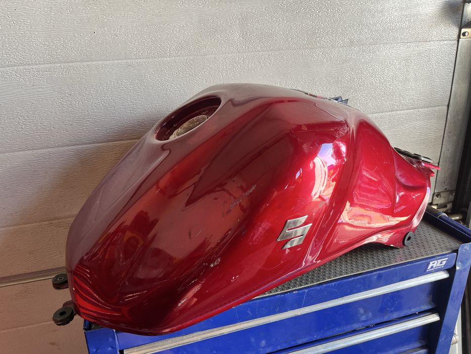Zbiornik paliwa bak suzuki sv 650