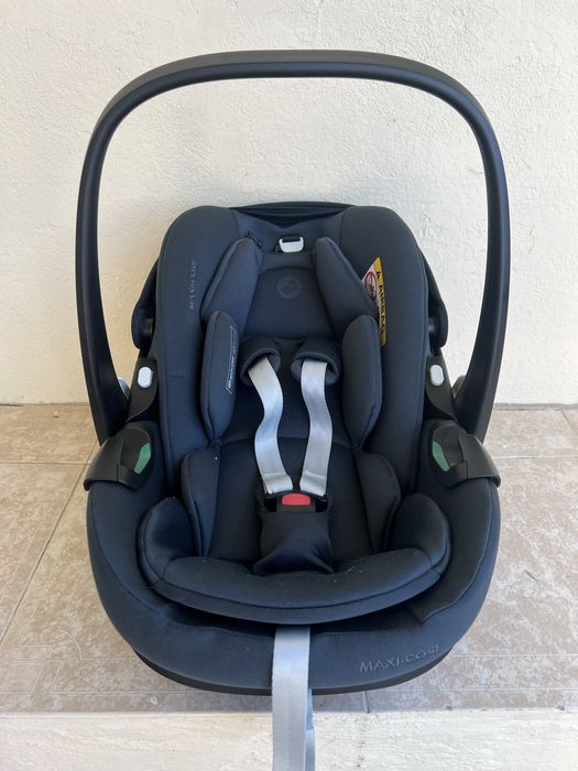 Babycoque e base Maxi-Cosi 360º