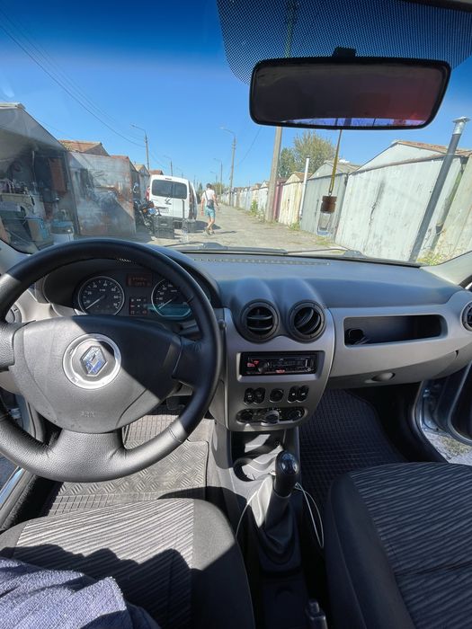 Renault logan 1.6 2009